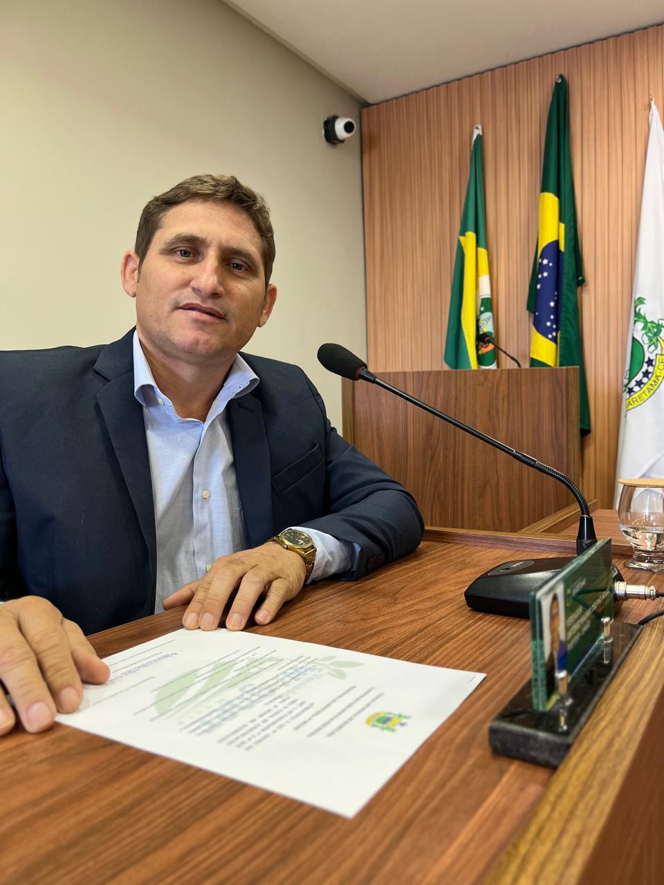 Ibaretama: Vereadores da base rejeitam canal de reclamações da iluminação pública e geram indignação popular